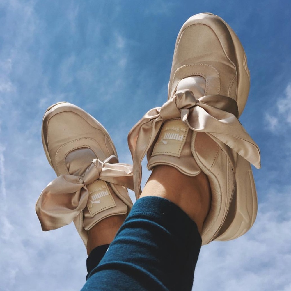 FENTY PUMA BOW SNEAKERS